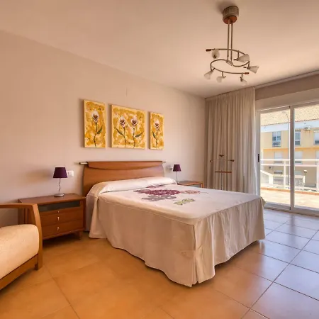 Holiday Esmeralda Denia